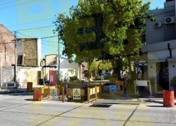 Menara comenzó a ejecutar la obra de entubado de calle Tucumán