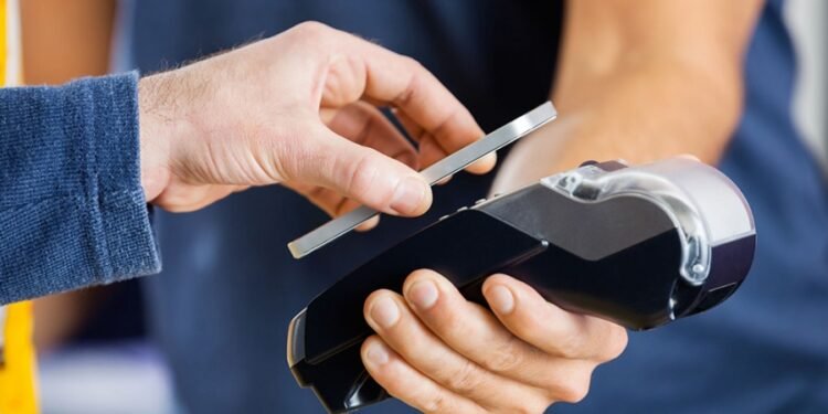 A partir de hoy se puede usar cualquier billetera digital para pagar en todos los códigos QR del país