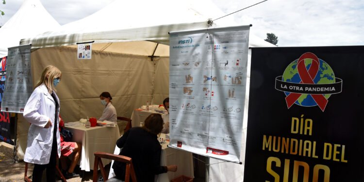 Iniciaron nueva etapa de la campaña de prevención del VIH en la provincia