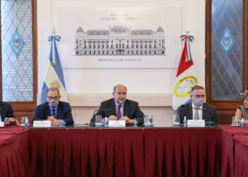 Perotti recibió a legisladores nacionales para abordar temas de seguridad y justicia