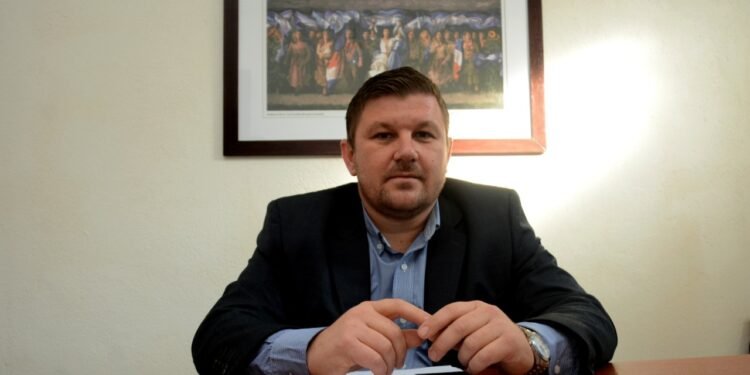 «Preocupante decisión del Ministerio de Educación de la provincia»