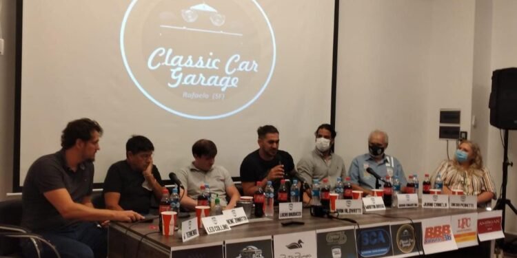 Inédito: se podrá «correr» en el autódromo con autos particulares