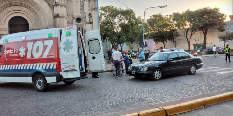 Atropellaron a una mujer frente a la Catedral