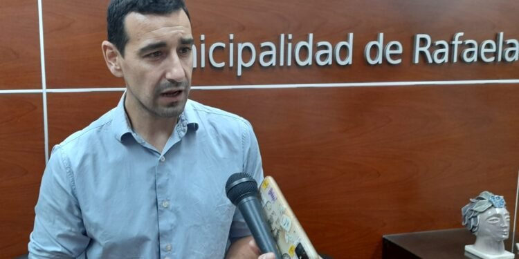 Castellano vetó la ordenanza de agroquímicos votada por el Concejo