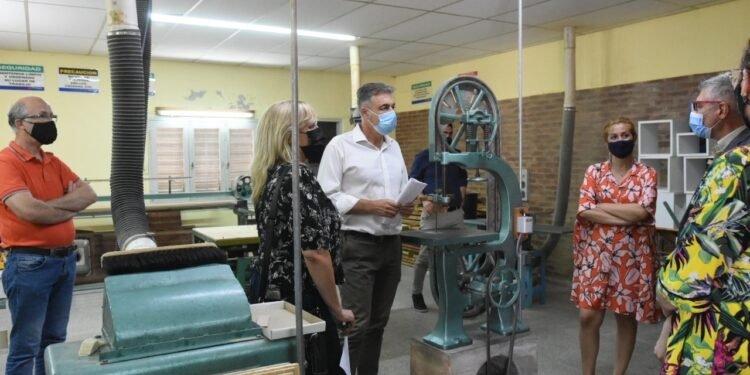 Se realizó la última entrega del año del Fondo de Asistencia Educativa