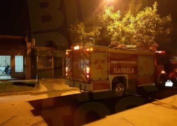 Bomberos acudieron a un llamado en barrio Martín Fierro