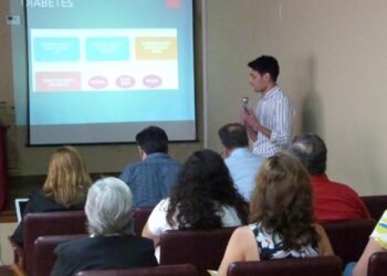 Profesionales de la región se capacitaron en la Asociación Médica en temas de oftalmología