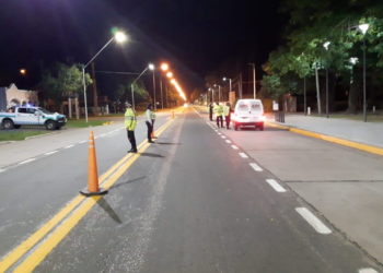 Autoridades de prevención retuvieron un auto y una motocicleta