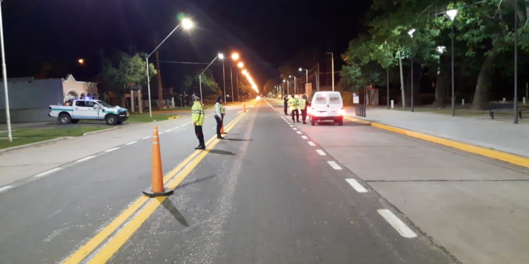 Autoridades de prevención retuvieron un auto y una motocicleta