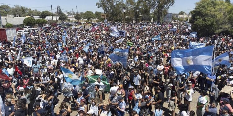 Chubut derogará la ley de zonificación minera y convocará a un plebiscito
