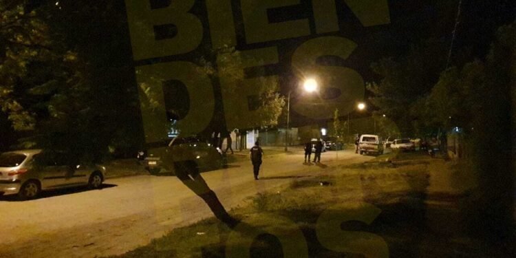 Otro episodio de una saga violenta: balearon a un joven en el Virgen del Rosario