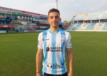 Atlético sumó a un volante con experiencia europea