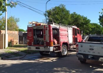 Daños en una vivienda al generarse un foco de incendio