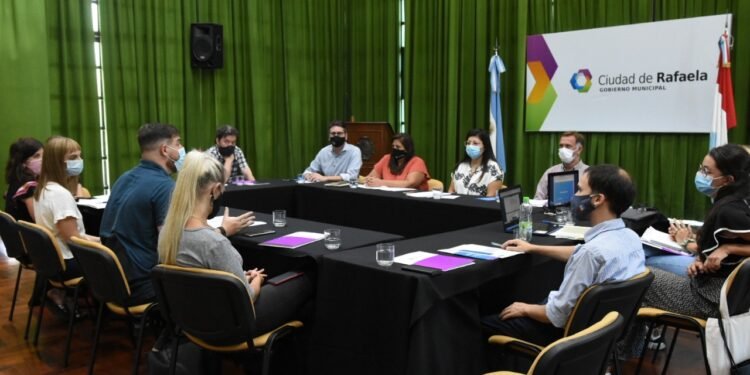 Rafaela Evalúa presentó el informe del Programa Santa Fe Más