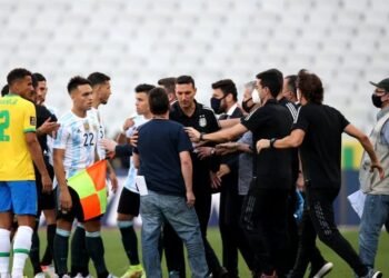 La FIFA determinó que el partido suspendido entre Brasil y Argentina debe repetirse