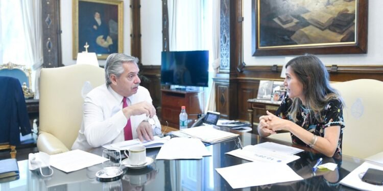Jubilaciones, pensiones y asignaciones aumentarán 12,28% desde marzo