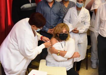 Se inició la campaña de vacunación antigripal en Santa Fe