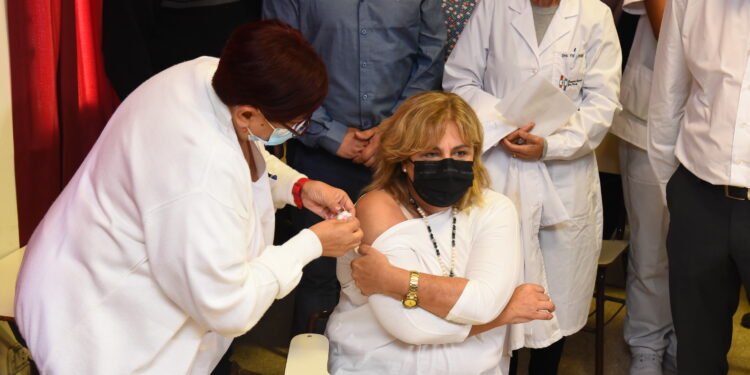 Se inició la campaña de vacunación antigripal en Santa Fe