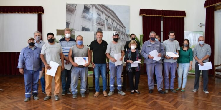 SEOM y el municipio de Esperanza acordaron segunda etapa del Nomenclador de funciones