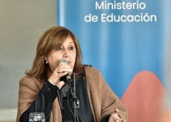 La ministra Cantero lamentó el paro docente «cuando hay una mesa de diálogo abierta»