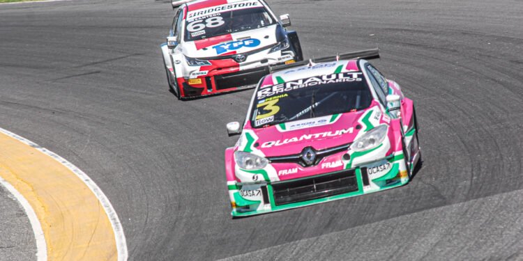 Pernía se impuso en la carrera de TC 2000 en Rosario