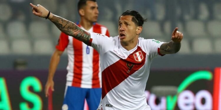 Perú venció Paraguay y jugará el repechaje por un lugar en el Mundial