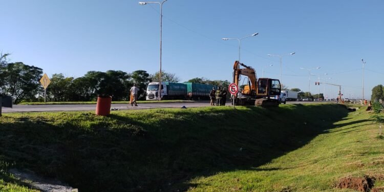 Gravisimo accidente sufrió un trabajador en el acceso Sur a Rafaela