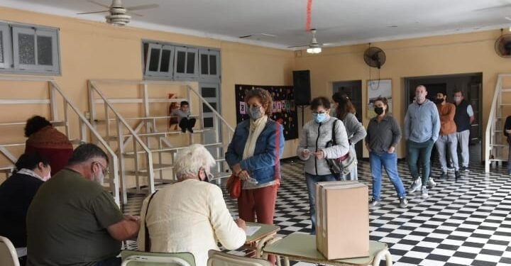 Vecinales: mayoría de triunfos de listas opositoras