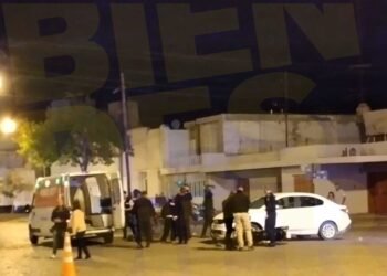 Grave accidente ocurrió en el peligroso cruce de Mitre e Italia