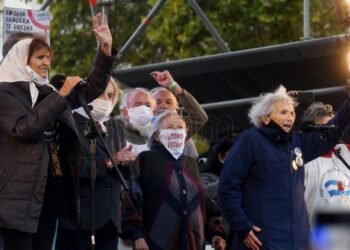 «No queremos neoliberalismo», señala el documento de los organismos de DD.HH