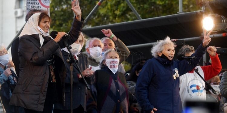 «No queremos neoliberalismo», señala el documento de los organismos de DD.HH