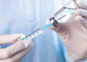 En abril comenzarían a llegar las vacunas antigripales a las farmacias