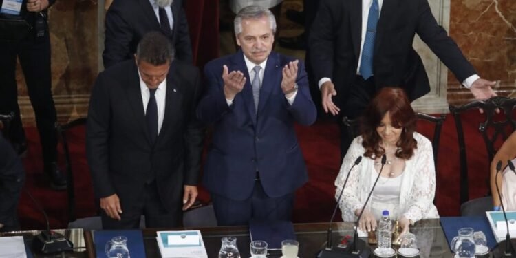 El presidente Fernández inauguró el período de sesiones ordinarias en el Congreso