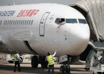 Se estrelló un avión con 132 personas en China