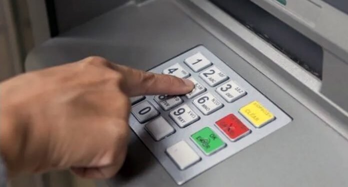 Cobran los jubilados y pensionados con ingresos hasta $ 36.676 y DNI terminado en 1