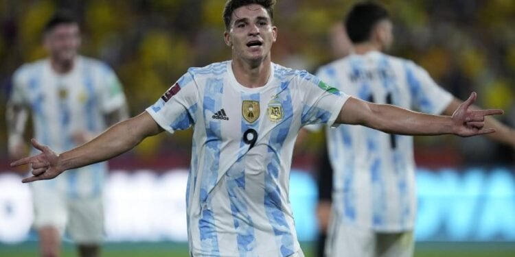 Argentina cerró la Eliminatoria con un empate ante Ecuador