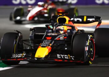 Verstappen se impuso en la prueba de F. 1 en Jeddah