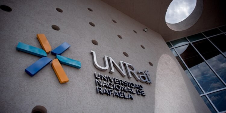 Comienza el ciclo “Repensar las tecnologías digitales” en la UNRaf