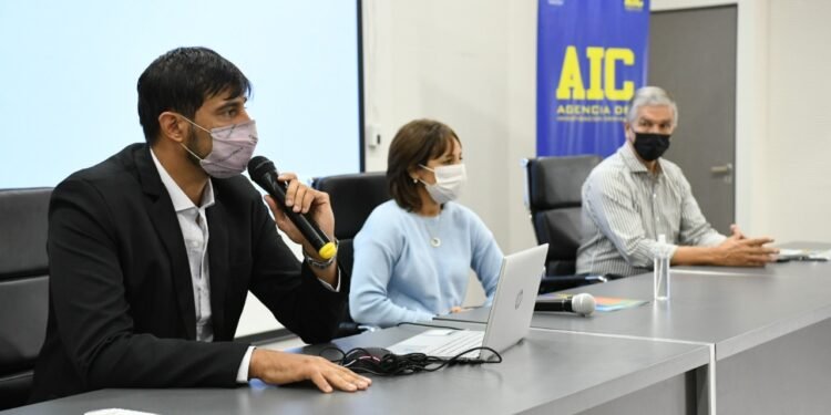 Accidentes y siniestros viales: capacitaron a personal de Protección Vial