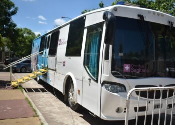 El Ómnibus Sanitario continúa su recorrido por la ciudad