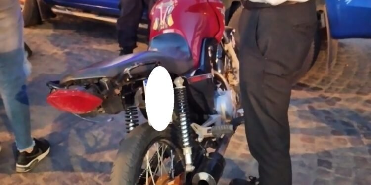 Continúan reteniendo motos por falta de papeles y circulación peligrosa