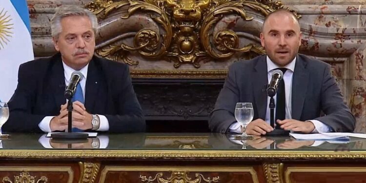 El gobierno nacional anunció bonos para jubilados, monotributistas y trabajadores informales