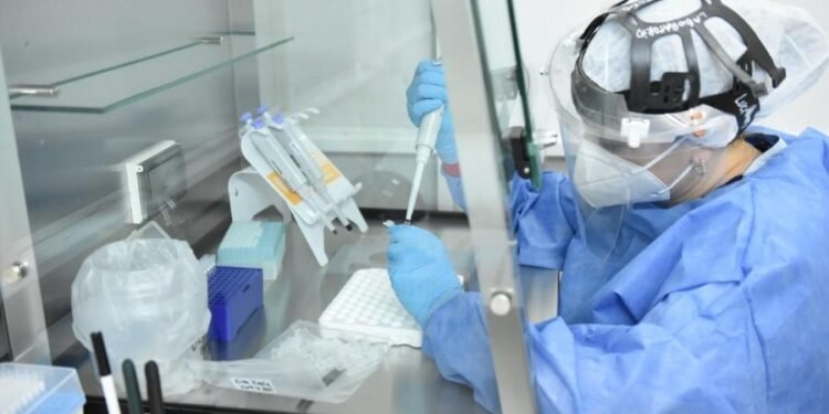 El laboratorio del Jaime Ferré aumentó 4 veces su capacidad