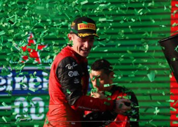 Leclerc y Ferrari  dominaron a voluntad en Australia