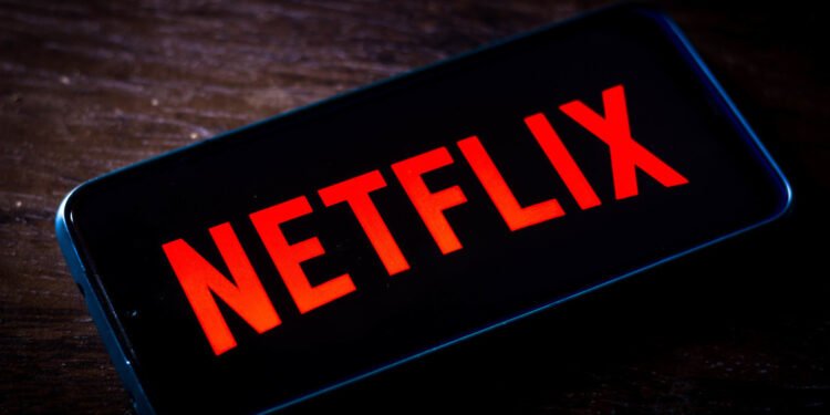 Las acciones de Netflix caen más del 25 % tras perder 200.000 suscriptores