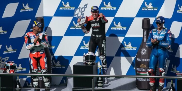 Aleix Espergaró ganó la carrera de Moto GP en Termas de Río Hondo