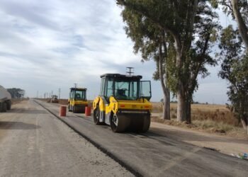 Avanza la pavimentación de rutas en el sur del departamento Castellanos