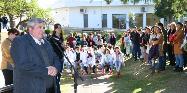 Rafaela celebró en la placita Honda el Día del Trabajador