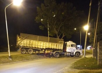 Conductores alcoholizados protagonizaron sendos accidentes