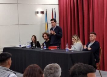 El ministro del Interior cerró las deliberaciones de la Junta Federal de UIA Joven en Rafaela